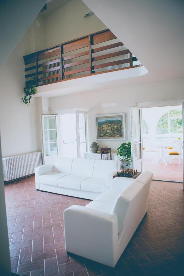 Bed and Breakfast Al Gattosaggio Montecarlo Exterior foto